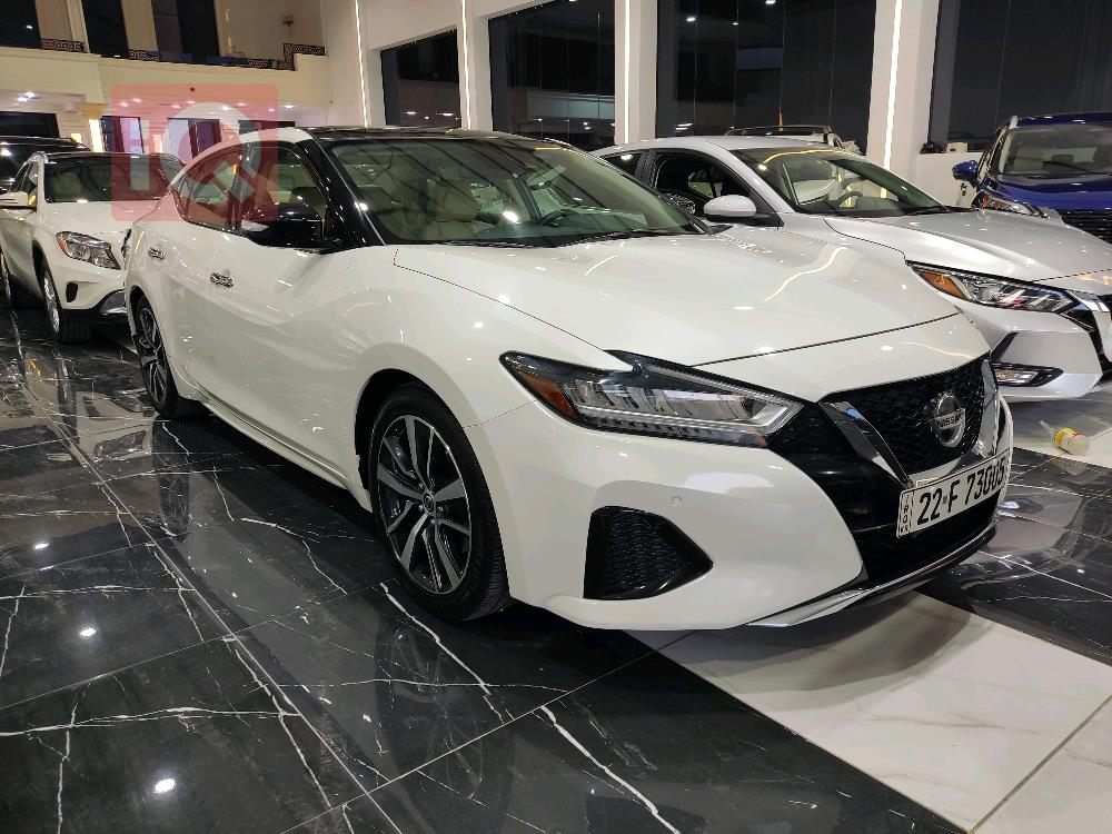Nissan Maxima